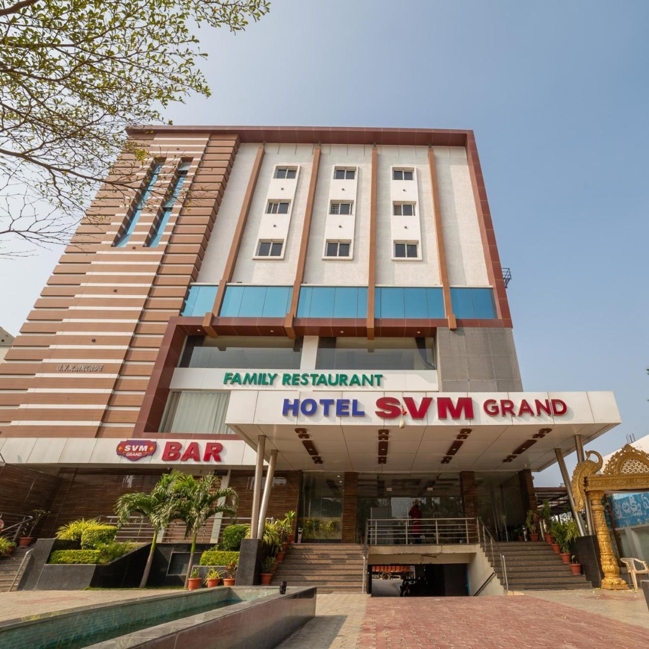 Hotel Svm Grand Medipally 海得拉巴 外观 照片