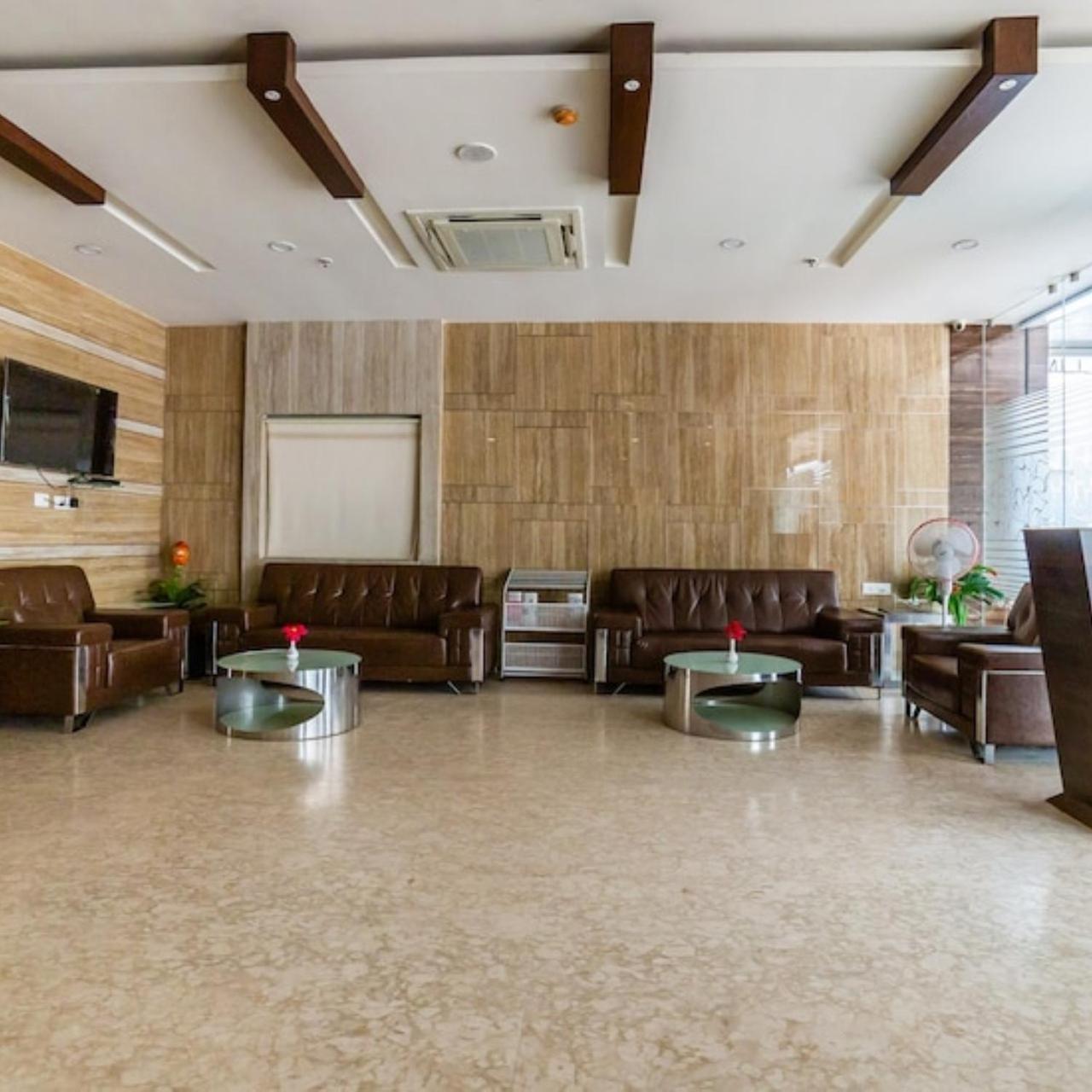 Hotel Svm Grand Medipally 海得拉巴 外观 照片
